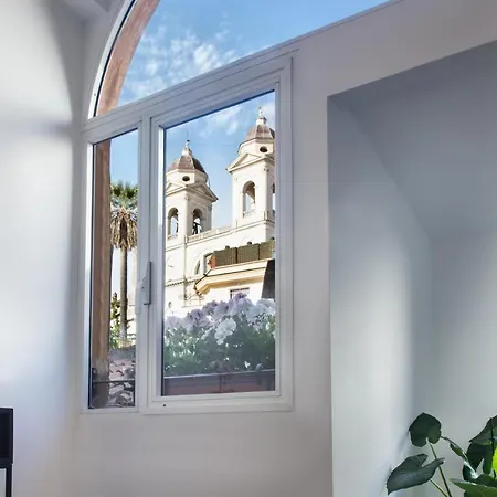 Fellini Design With View Rome