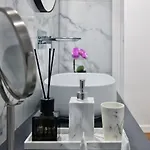 招待所 Fellini Design