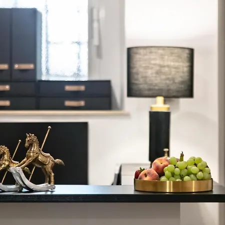 Konukevi Fellini Design Roma