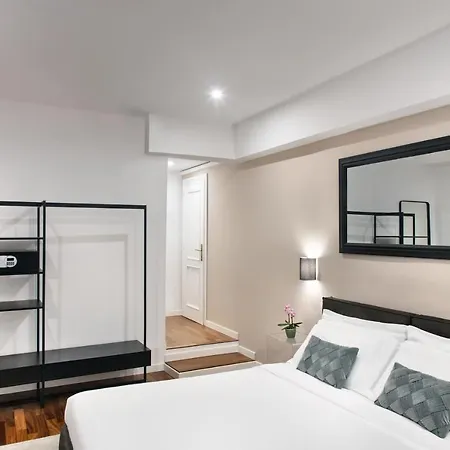 Fellini Design 4* Roma
