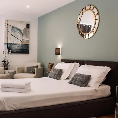 Fellini Design Gasthuis 4*